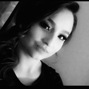 Meet your Posher, Angelica